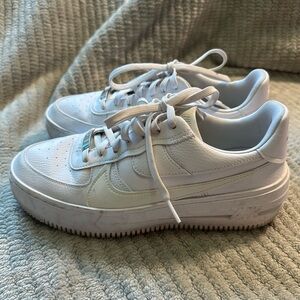 Nike Air Force 1 Low White Sneakers